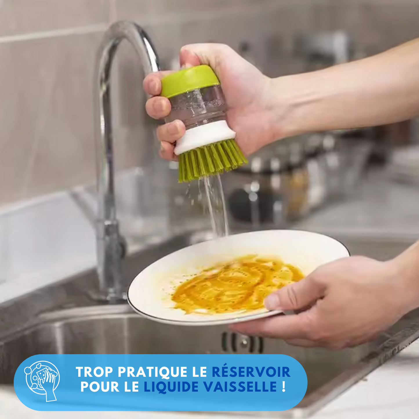 Brosse de vaisselle avec réservoir et support